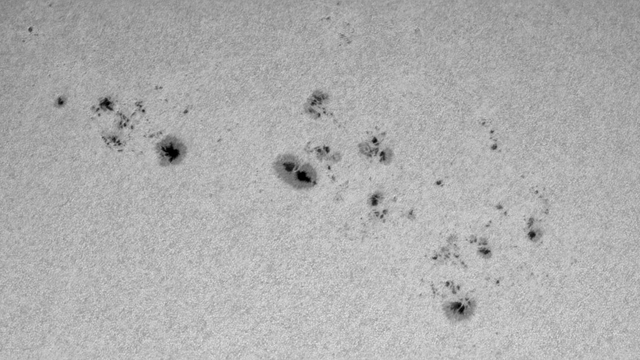 Groupe AR3976, AR3977, AR3978, AR3981 du Soleil du 02/02